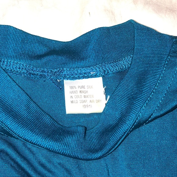 100% silk Royal blue long sleeve - Picture 2 of 3